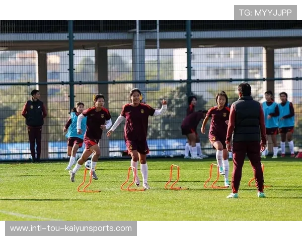 中国足球女足教练团队组成与战术风格创新，中国足球女足教练团队组成与战术风格创新分析